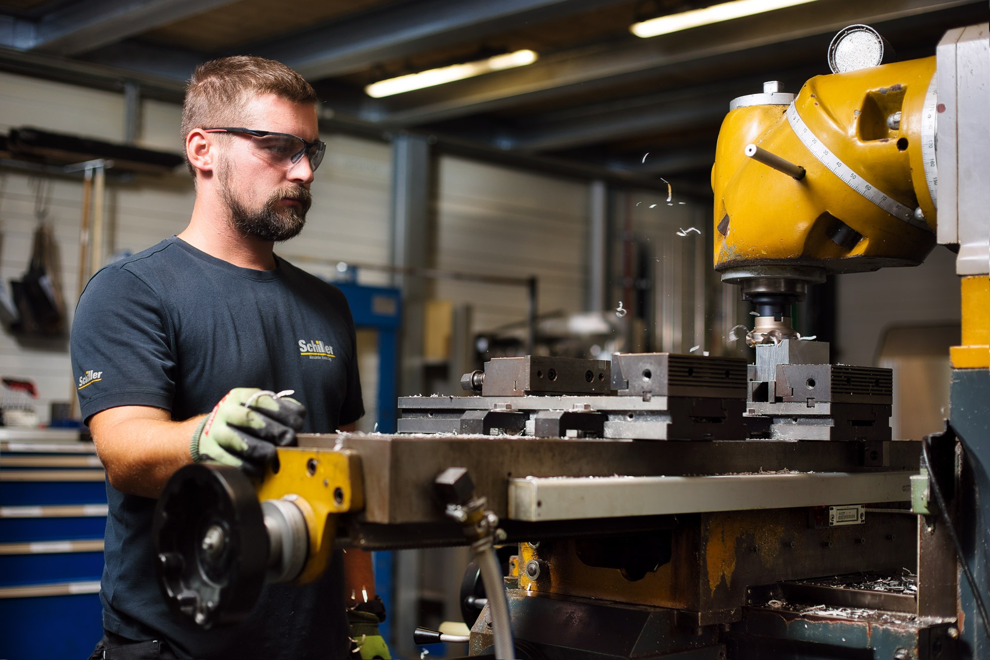 Industriemechaniker an der Anlage